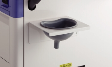 バキュームカップ、収納用のホルダーも装着可能です。（オプション）