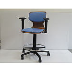 ラボチェアーウッディ アームレスト・フットリング付き｜オンライン